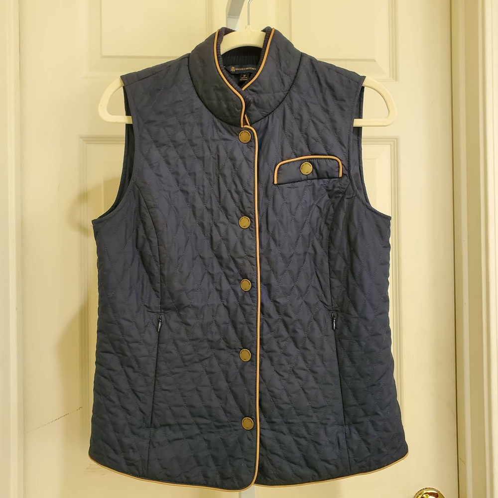 BROOKS BROTHERS Women's Diamond Quilted Navy/Tan Snap Front Riding Vest sz M - Picture 1 of 8
